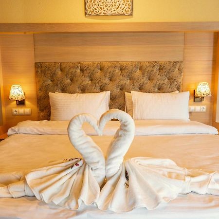 Boutique Hotel Provence Бутик Хотел Прованс Petrics Kültér fotó