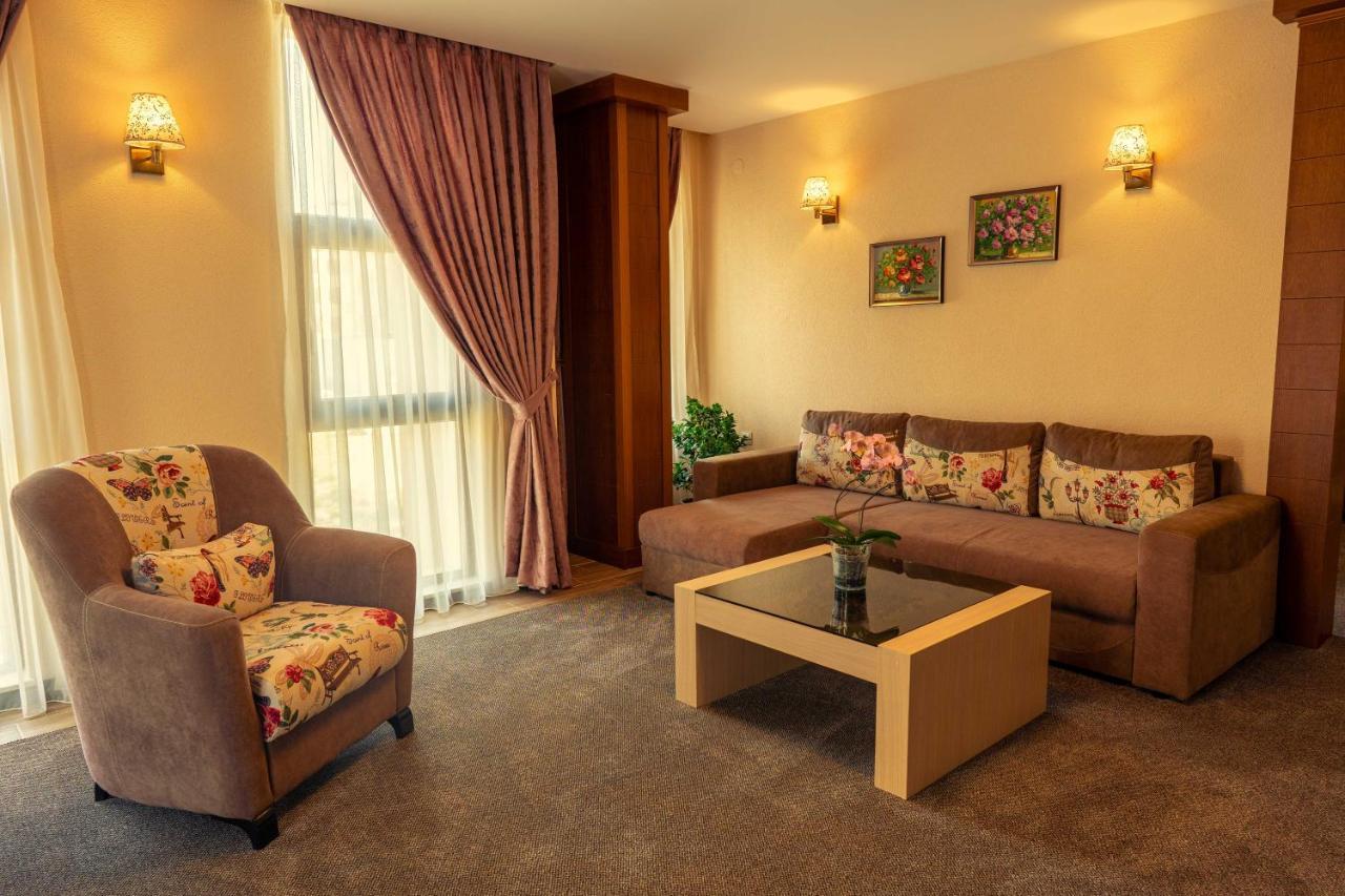 Boutique Hotel Provence Бутик Хотел Прованс Petrics Kültér fotó
