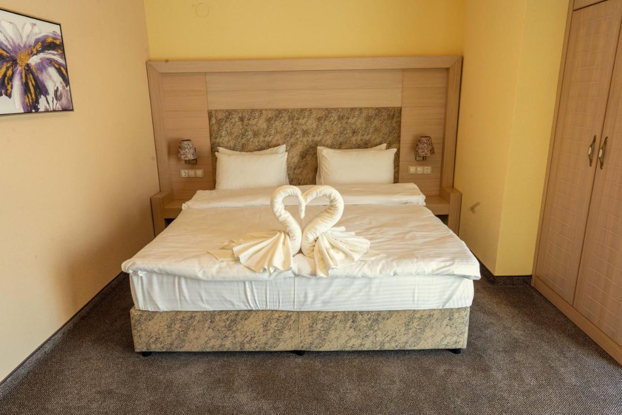 Boutique Hotel Provence Бутик Хотел Прованс Petrics Kültér fotó